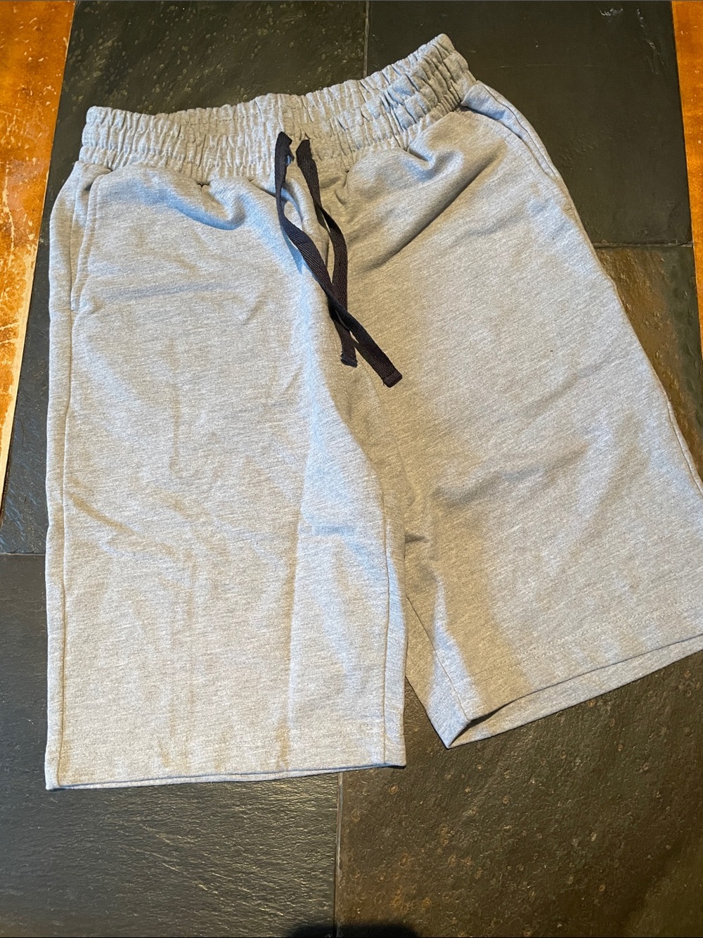 Tag Gray Elastic-Waist Knit Shorts with Black Drawstring